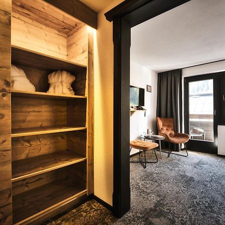 Berghotel Basur - Das Schihotel Am Arlberg فليرش المظهر الخارجي الصورة