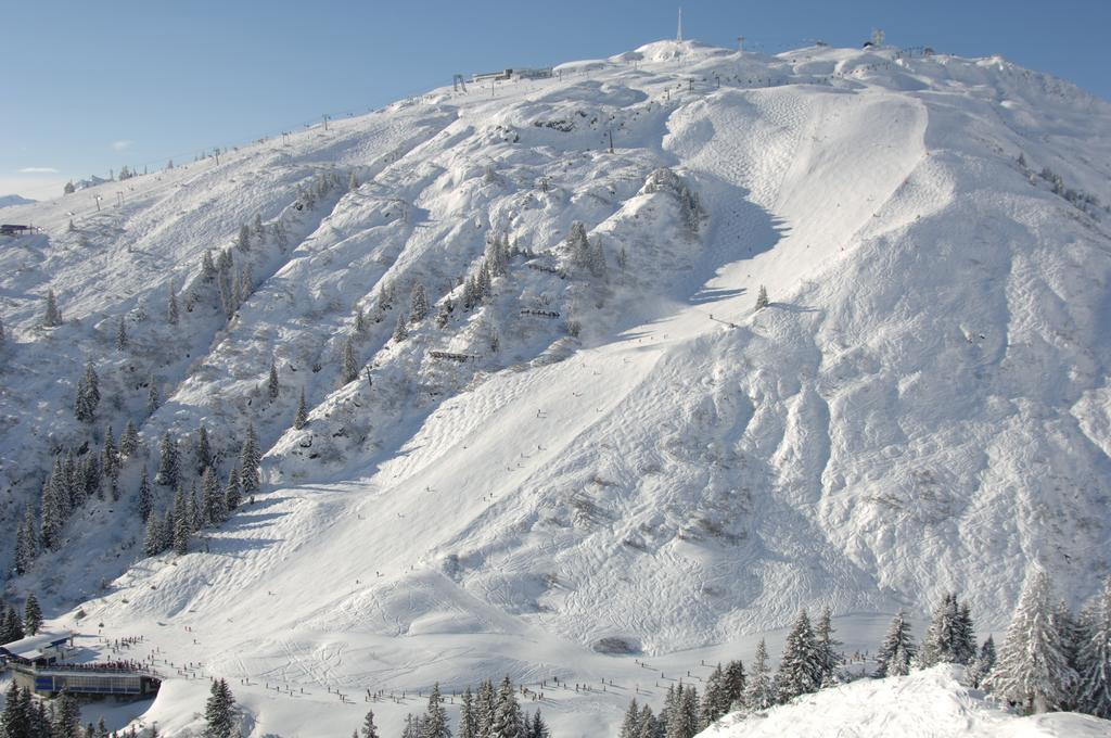 Berghotel Basur - Das Schihotel Am Arlberg فليرش المظهر الخارجي الصورة