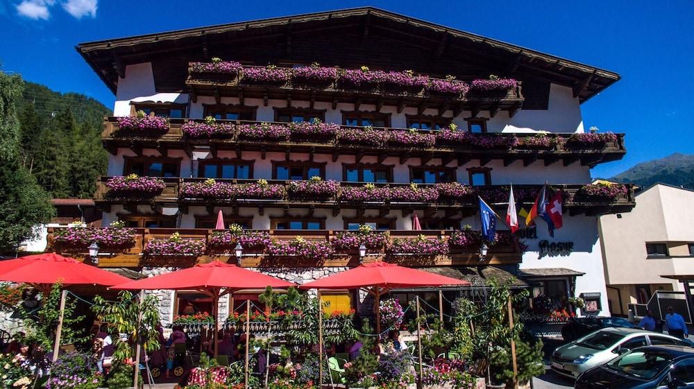 Berghotel Basur - Das Schihotel Am Arlberg فليرش المظهر الخارجي الصورة